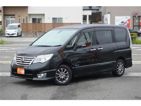 日産 セレナ